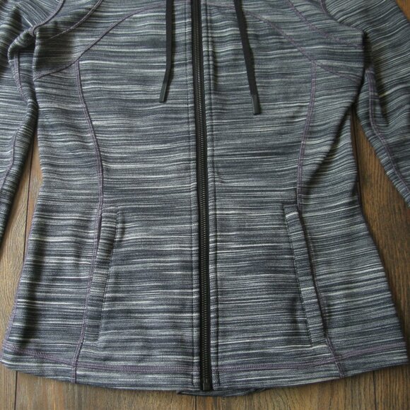 Lululemon Hooded Define Jacket Nulu size 8 *EUC - Picture 8 of 16